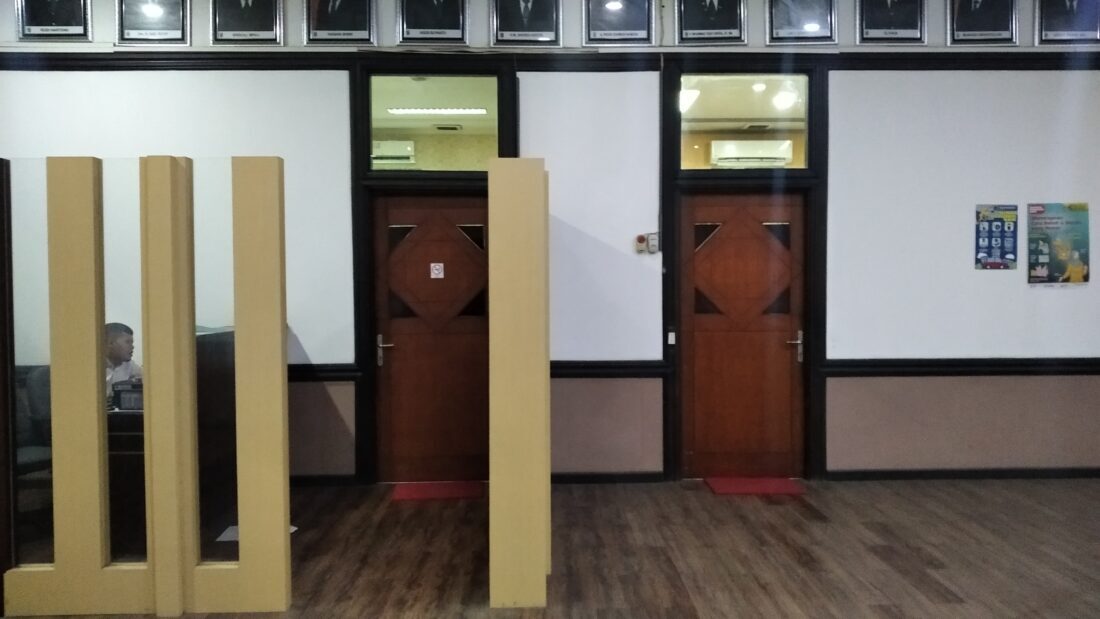 Ruang Transit Kecil, Ruang Kerja Ketua Dewan Digeser