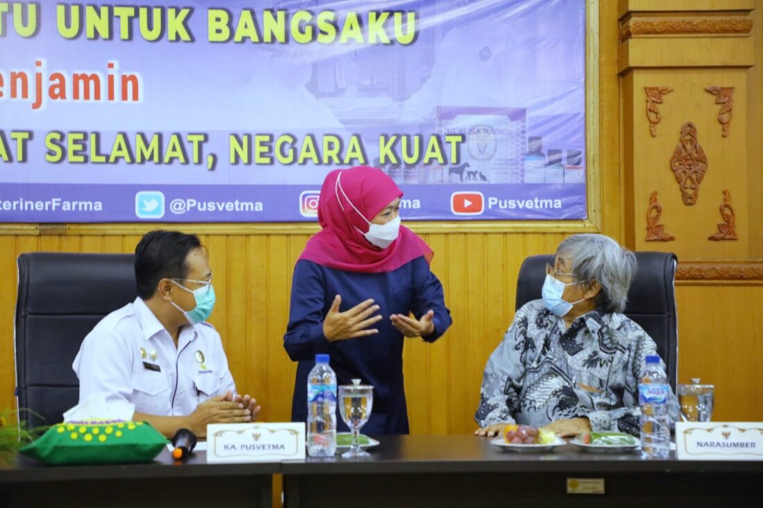 Gubernur Khofifah Pastikan 15 Kab/Kota Jatim Zona Hijau PMK