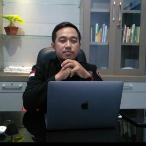 Sengkuni Selingkuh Dengan Mbak Ira