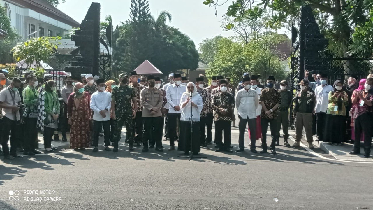 Pemkab Bojonegoro Berangkatkan 261 CJH Kloter 2