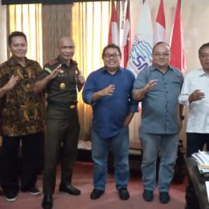 Dr Reda Manthovani SH,LLM: Kenali Bahaya Bermedia Sosial Dr Reda Manthovani SH,LLM: Kenali Bahaya Bermedia Sosial