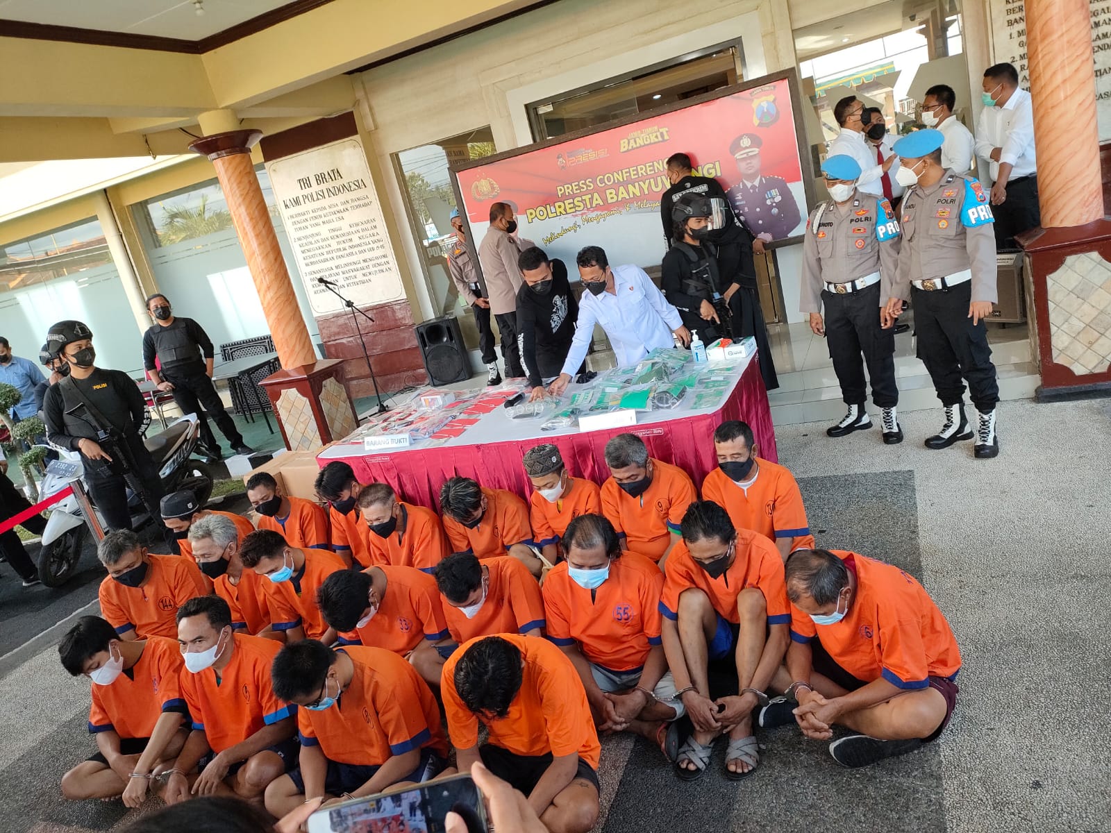 Resahkan Masyarakat, Polresta Banyuwangi Amankan 18 Preman