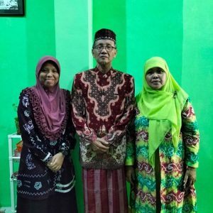K.H. Mohammad Naser, dibalik Sukses Santri Capai Profesor