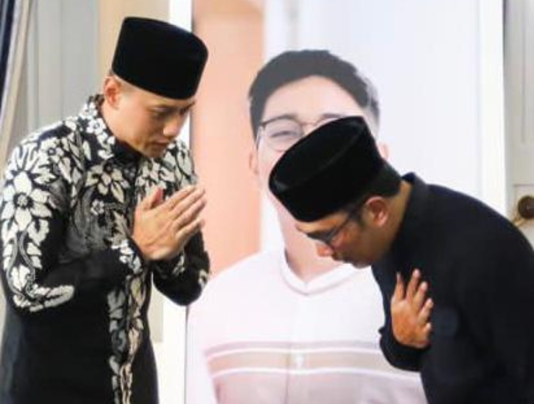 AHY Takziah ke Rumah Ridwan Kamil, Sampaikan Belasungkawa Untuk Eril