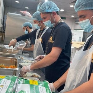 Jemaah Haji Indonesia, Turun Pesawat Langsung Terima Catering Jemaah Haji Indonesia, Turun Pesawat Langsung Terima Catering