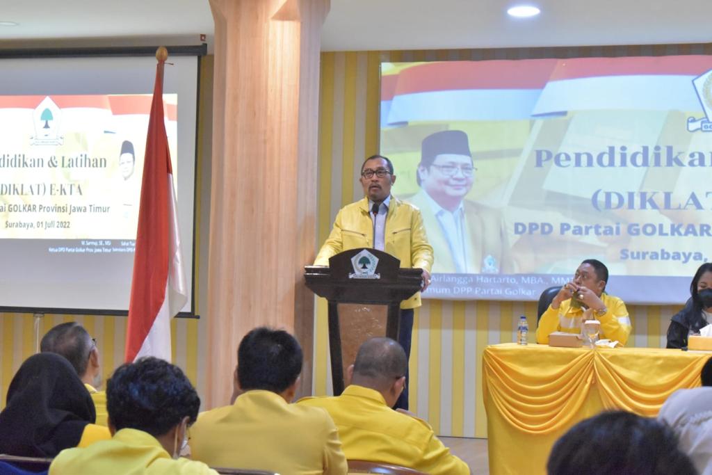 Percepat Keanggotaan Menuju 2024, Sekretaris Golkar Jatim Sahat Buka Bimtek E-KTA 