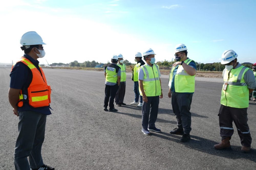 Tinjau Progres Bandara, Bupati Kediri Pastikan Oktober 2023 Mulai Beroperasi