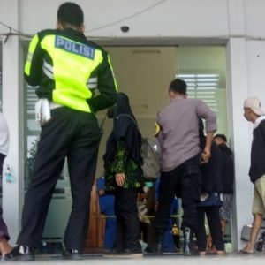 Pemuda Tewas Dalam Bus, Gegerkan Seisi Penumpang Pemuda Tewas Dalam Bus, Gegerkan Seisi Penumpang