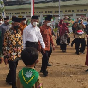 Menko PMK Wakafkan Tanahnya untuk Muhammadiyah dan Al Islam Menko PMK Wakafkan Tanahnya untuk Muhammadiyah dan Al Islam