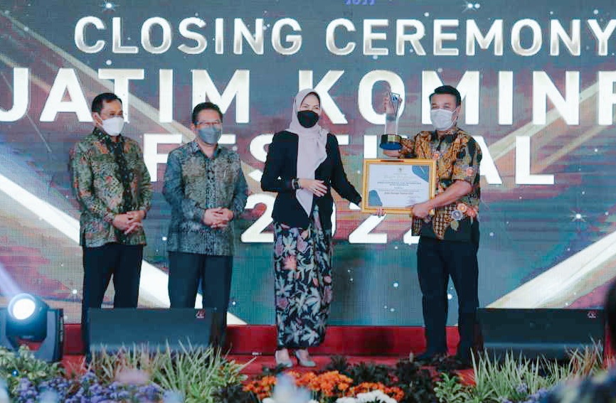 Diskominfo Surabaya Sabet 5 Penghargaan Jatim Kominfo Festival 2022