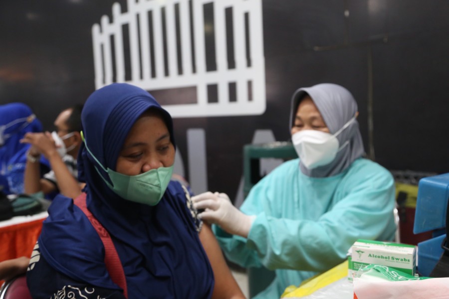 Pemkot Surabaya Gencarkan Pelaksanaan Vaksinasi Booster