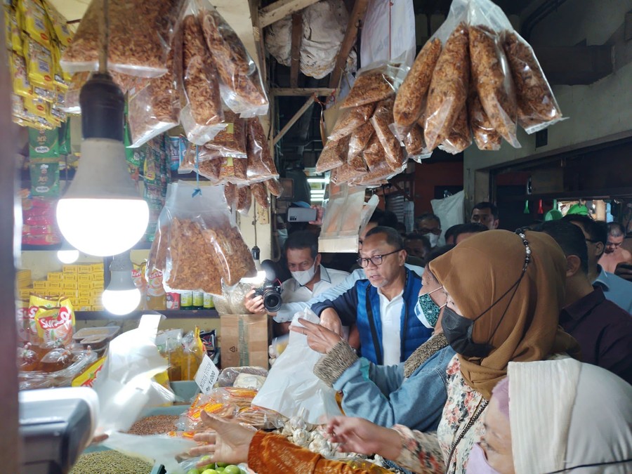 Sidak Pasar Wonokromo, Mendag: Harga Bahan Pokok di Surabaya Stabil