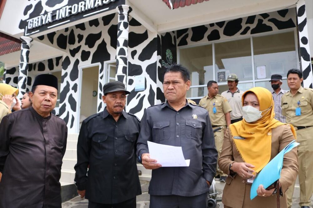 Ketua DPRD dan Komisi D Sidak Kampung Susu Singolangu