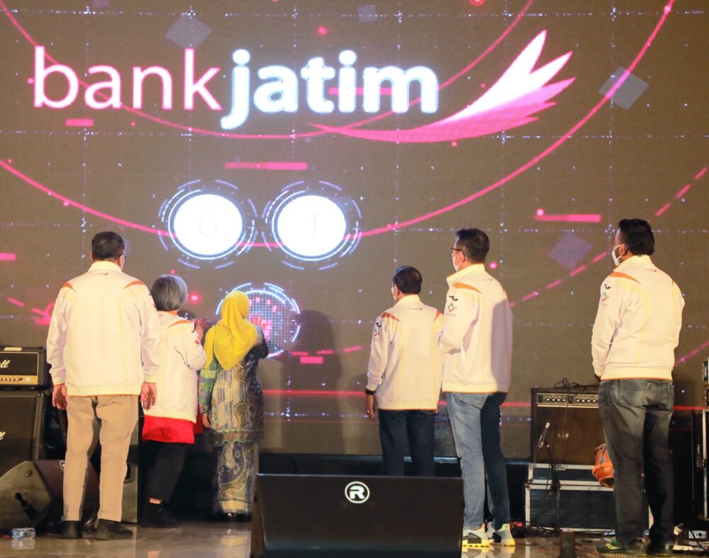 Gubernur Khofifah Optimis Bank Jatim Siap Hadapi Era Kompetisi