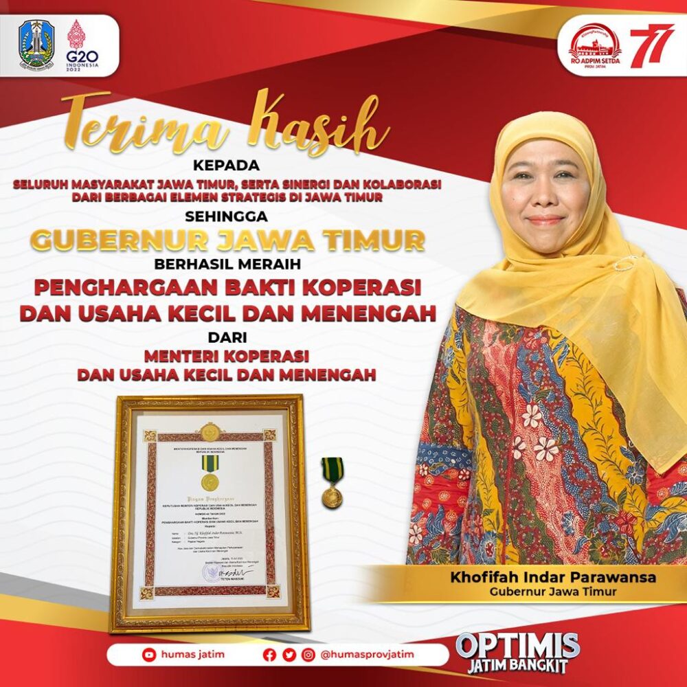 Gubernur Khofifah Raih Penghargaan Jasa Bakti Koperasi dan UKM Tahun 2022