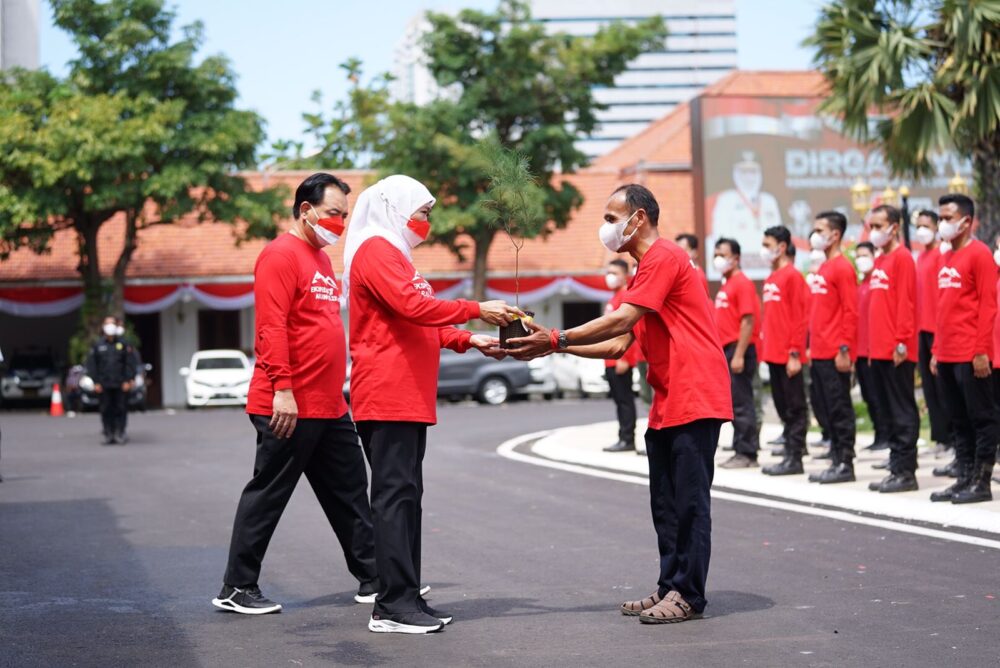 Tim Ekspedesi Merah Putih Bentukan Dishut Jatim Menuju Gunung Arjuno