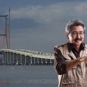 Kenang Jasa alm Hermanto Dardak Bangun Suramadu, Tokoh Madura Takziah ke Wagub Emil