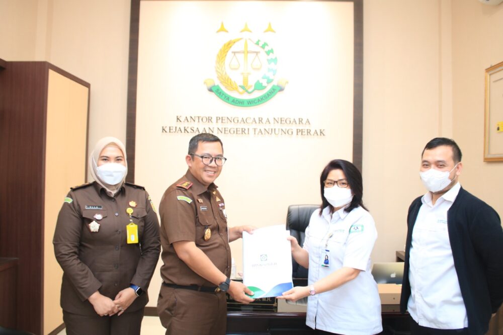 Kejari Tanjung Perak Sinergi dengan BPJS Kesehatan, Jaring Ratusan Perusahaan yang Belum Bayar Iuran JKN KIS
