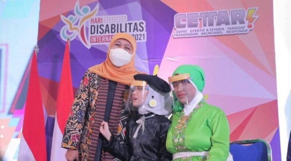 Gubernur Khofifah Raih Anugerah Pendidikan Indonesia dari IGI