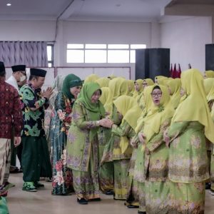 Bupati Jember Ajak Muslimat Berwirausaha Bupati Jember Ajak Muslimat Berwirausaha
