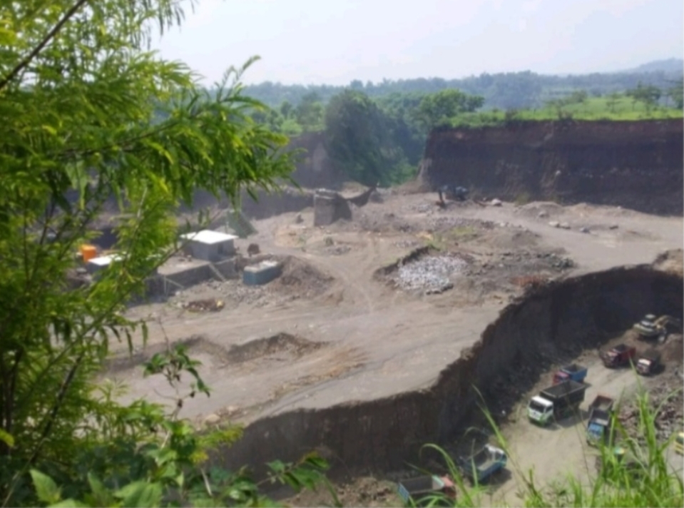 AT Tersangka Ilegal Mining Dilimpahkan Bareskrim Polri Ke Kejari Bangil