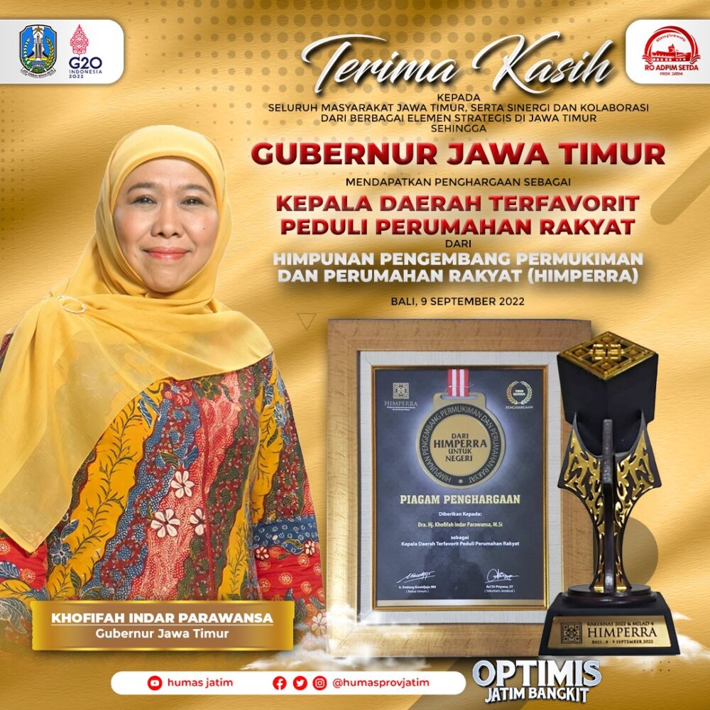 Khofifah Terima Penghargaan Kepala Daerah Terfavorit Dari Himperra