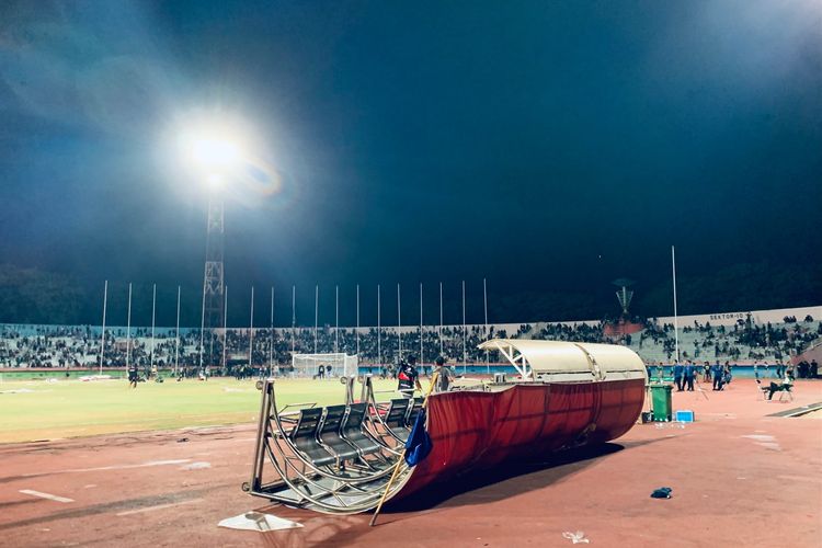 Imbas Kerusuhan Suporter, Gerogoti Keuangan Persebaya