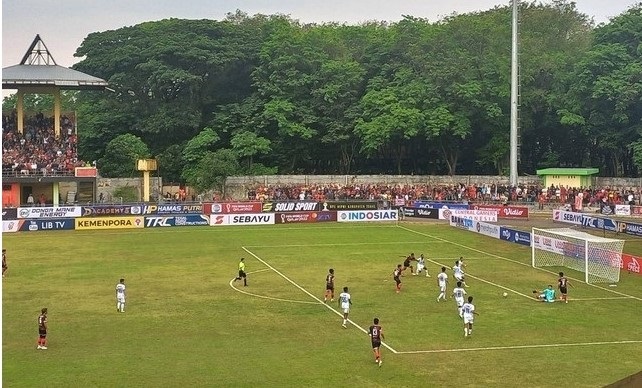 Imbangi Persekat, Persela Kambali Gagal Menang