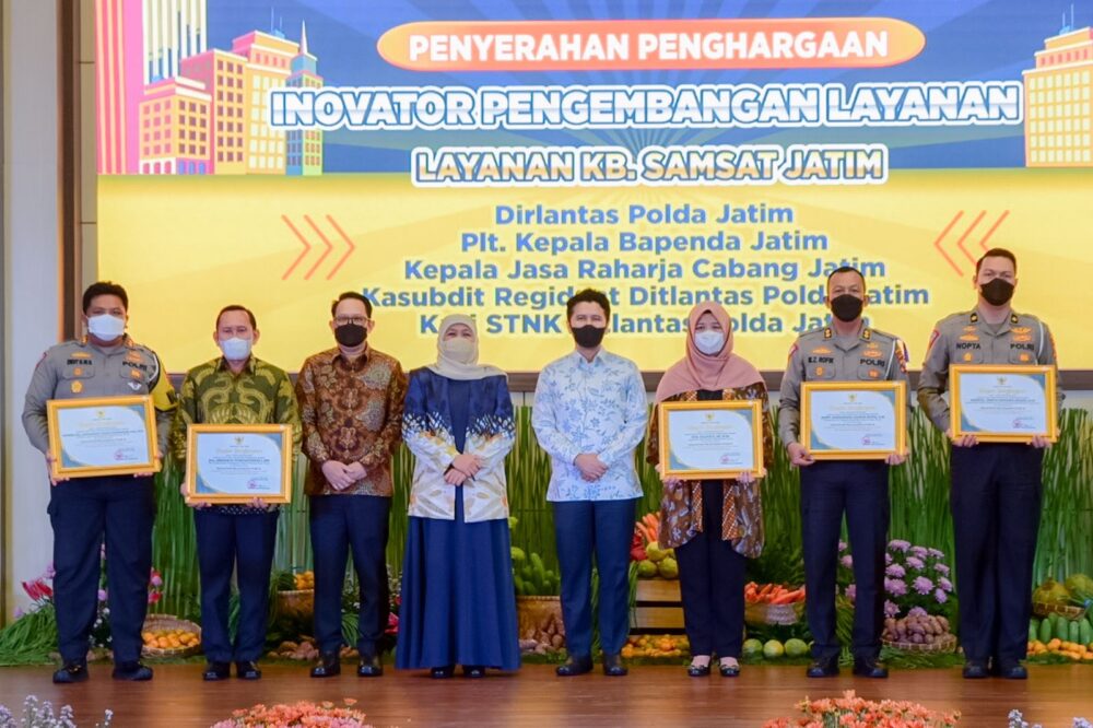 Permudah Pembayaran Pajak, Gubernur Khofifah Luncurkan Inovasi SAMKOPI UMKM