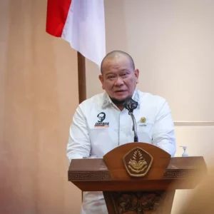 Ketua DPD RI Jelaskan Beda Konsep Ekonomi Pancasila dan Kapitalis ke Mahasiswa Polije