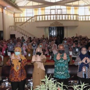 Bupati Ikfina : Pendataan Regristrasi Sosial Ekonomi 2022 Tentutan Nasib Jutaan Orang Bupati Ikfina : Pendataan Regristrasi Sosial Ekonomi 2022 Tentutan Nasib Jutaan Orang