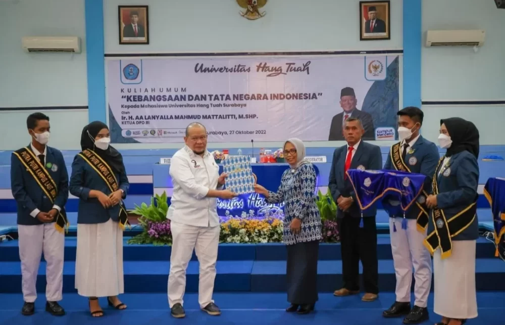 Ketua DPD RI  Kuliah Umum di Universitas Hang Tuah