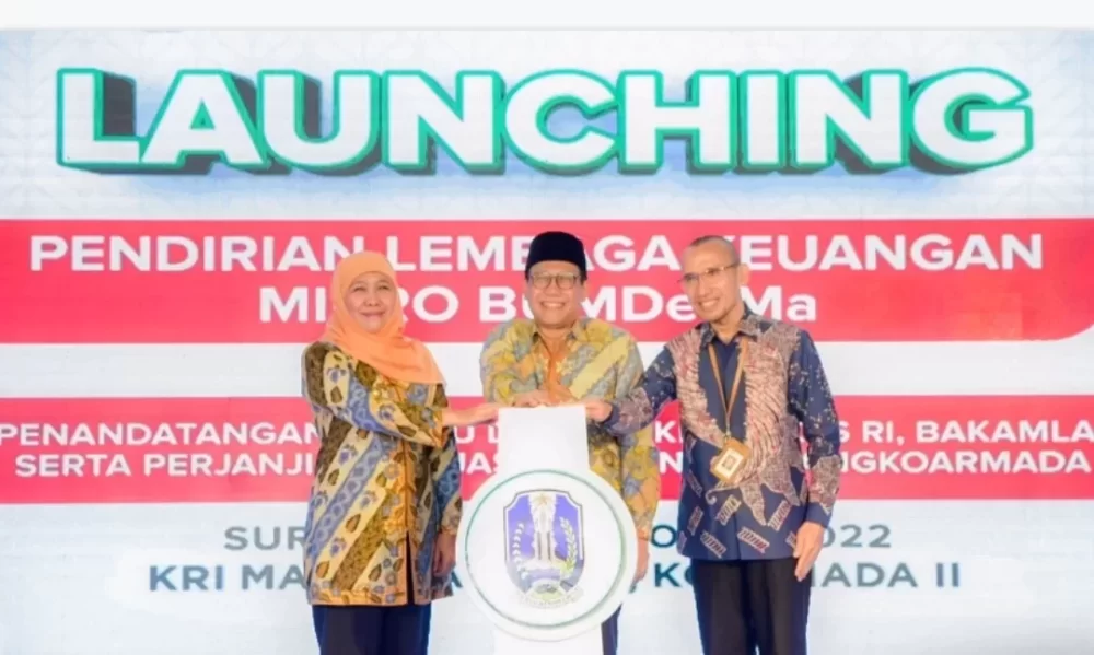 Gubernur Khofifah Luncurkan PT LKM Diatas KRI Makasar 590