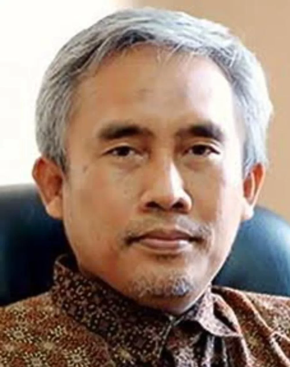 Membuang Limbah B3 Ke Laut ?