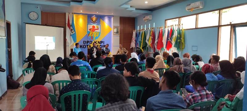 KNPI Kota Kediri Gelar Seminar Politik Kepada Kaum Millineal