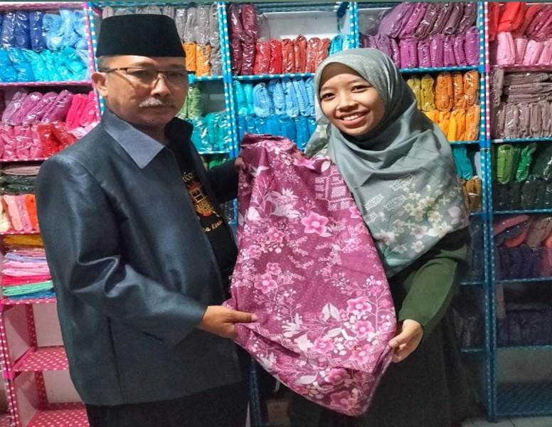Inovatif, Mahasiswi Asal Kediri Menggagas Fesyen Muslim Ulitha Hijab