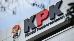 Terkait Dana Hibah Provinsi Jatim, KPK Geledah Rumah Senator DPD La Nyalla di Surabaya