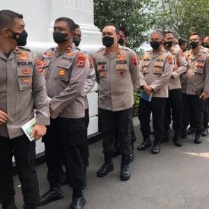 Kepercayaan Publik Menurun, Jokowi Minta Polri Bersih-Bersih