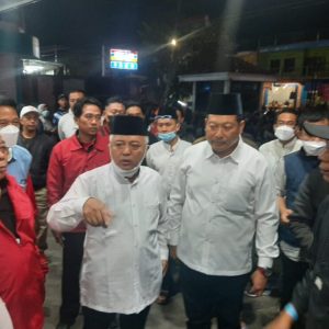 Bupati HM.Sanusi Sampaikan Duka Cita, Ketua DPRD Jatim Turun Tangan Bupati HM.Sanusi Sampaikan Duka Cita, Ketua DPRD Jatim Turun Tangan