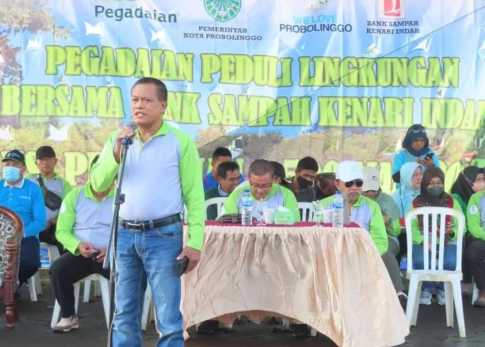 PT Pegadaian Area Probolinggo Tanam 1.500 Mangrove di Pantai Permata Pilang