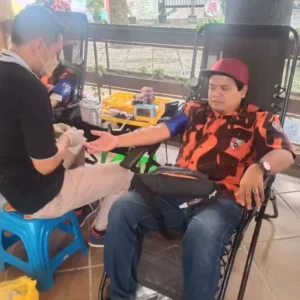 Anggota DPRD Jatim Karimullah Hadiri Donor Darah Ormas PP Jember Anggota DPRD Jatim Karimullah Hadiri Donor Darah Ormas PP Jember