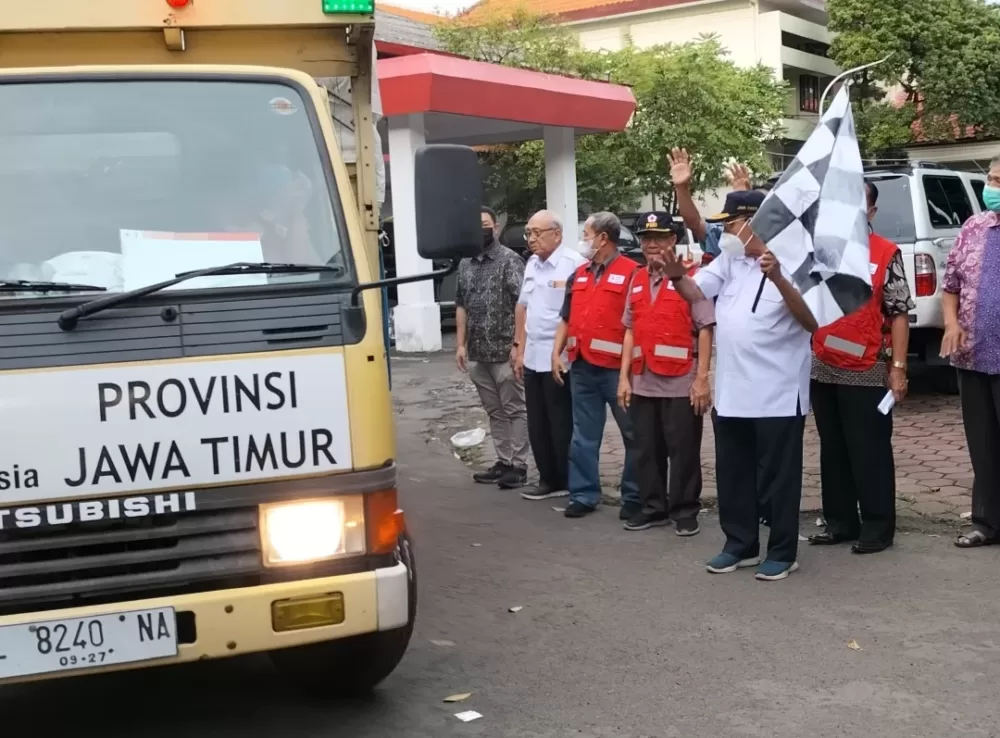 Dilepas Imam Utomo S, PMI Jatim Kirim Bantuan Gempa Cianjur