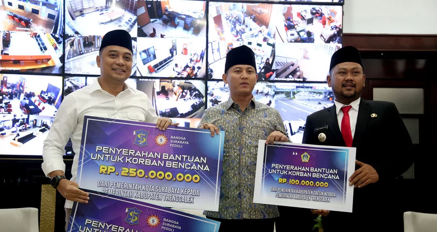 Pemkot Surabaya Salurkan Bantuan Uang Tunai untuk Kabupaten Trenggalek