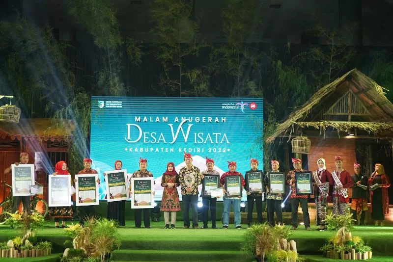 Bupati Kediri Tingkatkan Potensi Daerah dengan Anugerah Desa Wisata