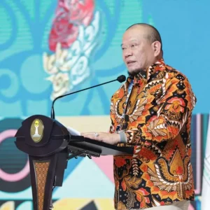 LaNyalla Minta Kapolri Jangan Kendor Bersih-bersih