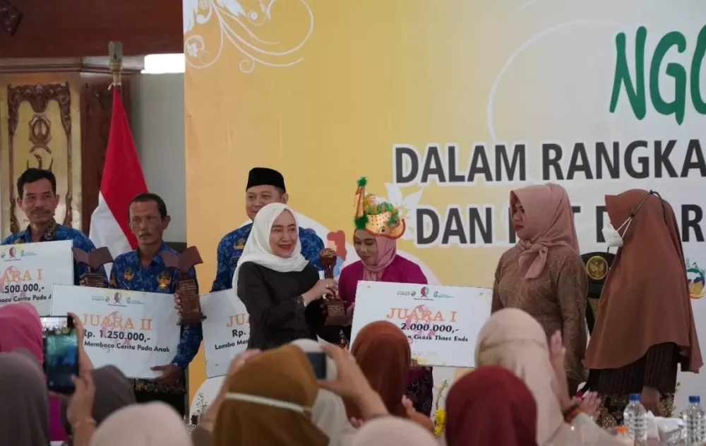Bupati Bojonegoro Dorong Perempuan Berperan Aktif Mendidik Anak