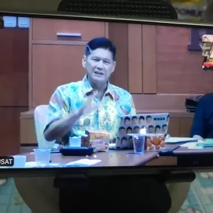 Dibuang di UU Pers, Dipunggut ke dalam KUHP Dibuang di UU Pers, Dipunggut ke dalam KUHP