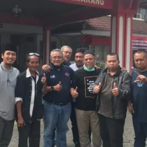Edy Rumpoko Mengungkap Tabir Mahkota Kota Wisata Batu Edy Rumpoko Mengungkap Tabir Mahkota Kota Wisata Batu