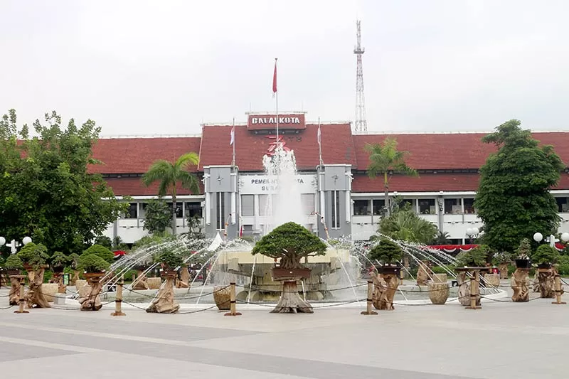 Temukan Pungli di Pemkot Surabaya, Ayo Adukan ke Nomor 0811-311-57777