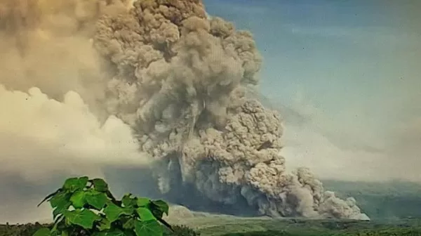 Gunung Semeru Erupsi, Jepang Beri Peringatan Ancaman Tsunami Gunung Semeru Erupsi, Jepang Beri Peringatan Ancaman Tsunami
